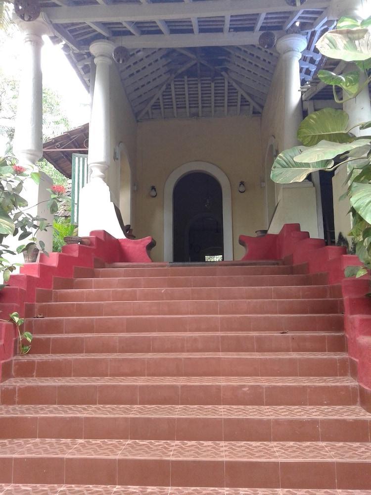 فندق Astoria Parra المظهر الخارجي الصورة